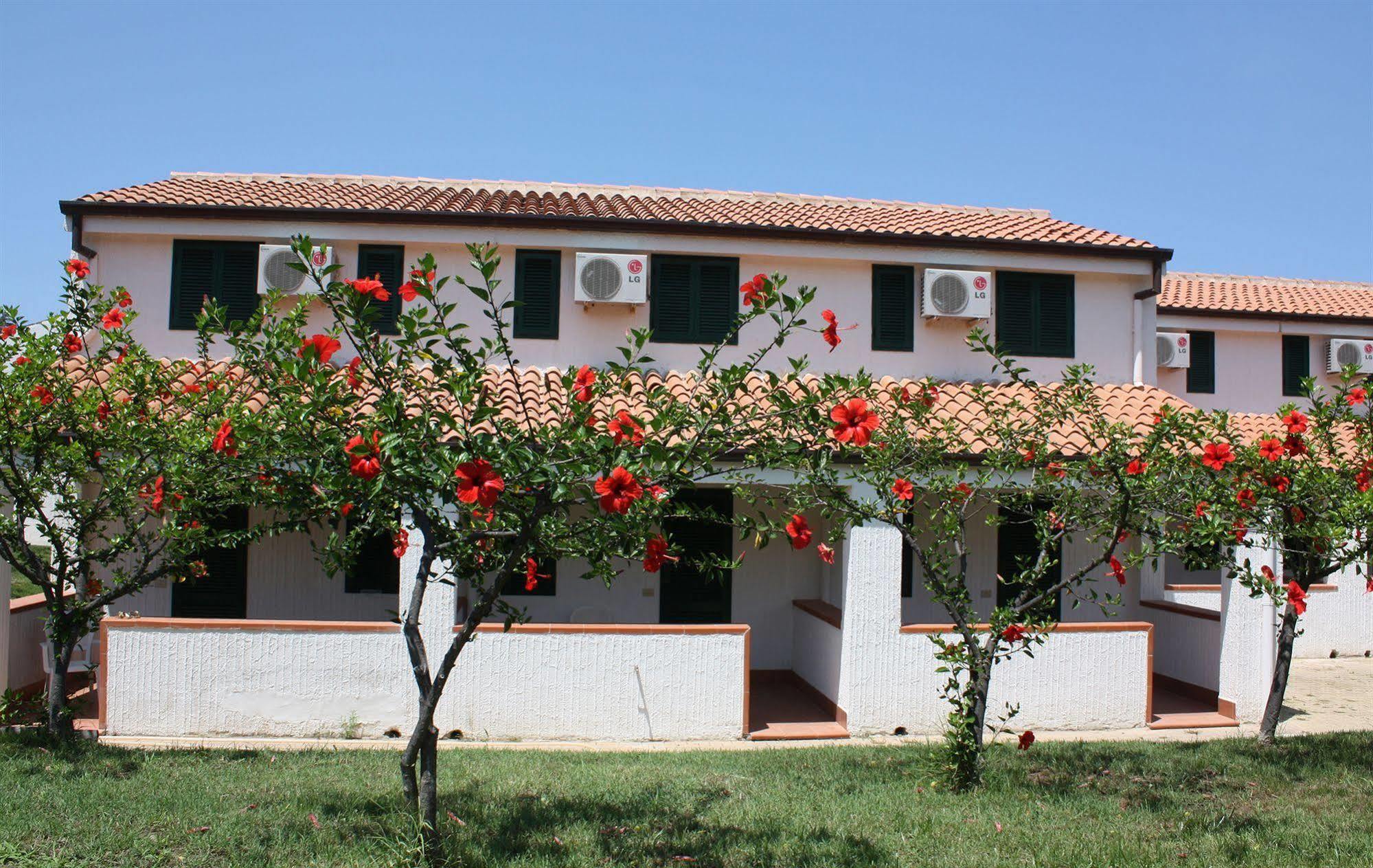 Cefalu Resort - Sporting Club 外观 照片